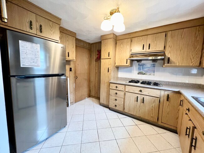 Foto del edificio - 230 Quincy Shore Dr