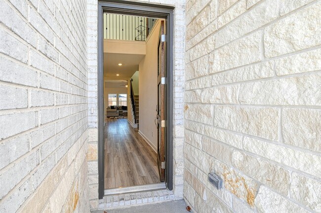 Foto del edificio - 17703 Rosette Grass Dr