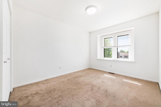 Building Photo - 325 Norris Hall Ln