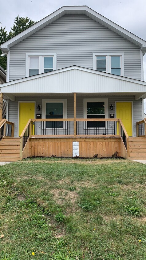 Foto principal - 1107 S Champion Ave