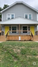 Building Photo - 1107 S Champion Ave