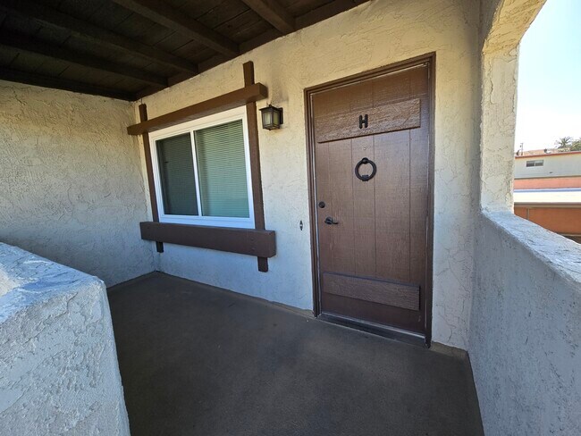 Foto del edificio - 317 N Nicholson Ave