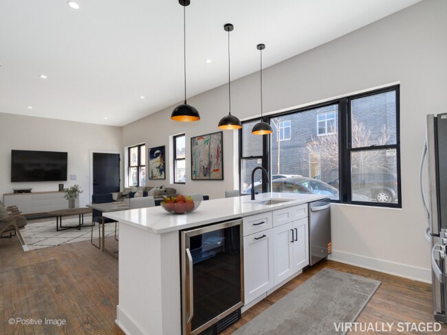 Foto del edificio - 846 N Ashland Ave