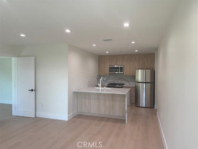 Foto del edificio - 2844 Fairmount Ave