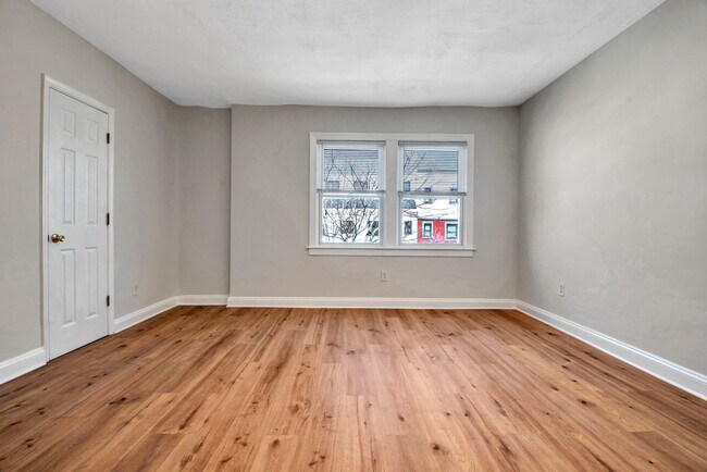 Foto del edificio - 1621 E St NE