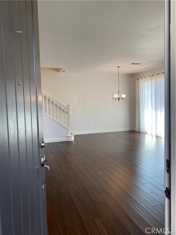 Foto del edificio - 28415 Casselman Ln