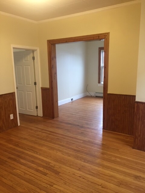 Building Photo - 147 Bridge Ave