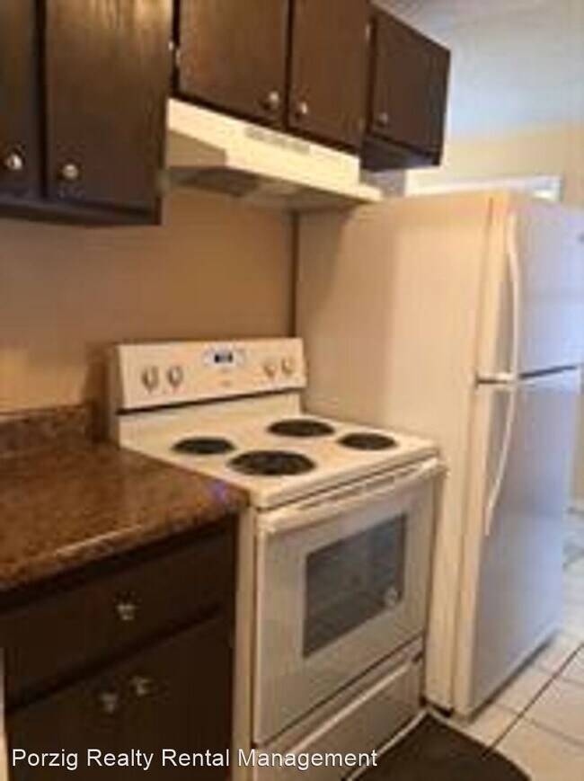 Building Photo - 3 br, 1 bath House - 123 Academy Avenue