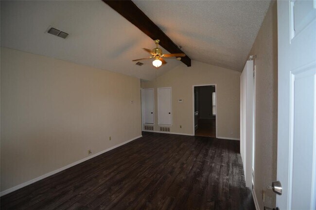 Building Photo - 2631 Woodmont Trail