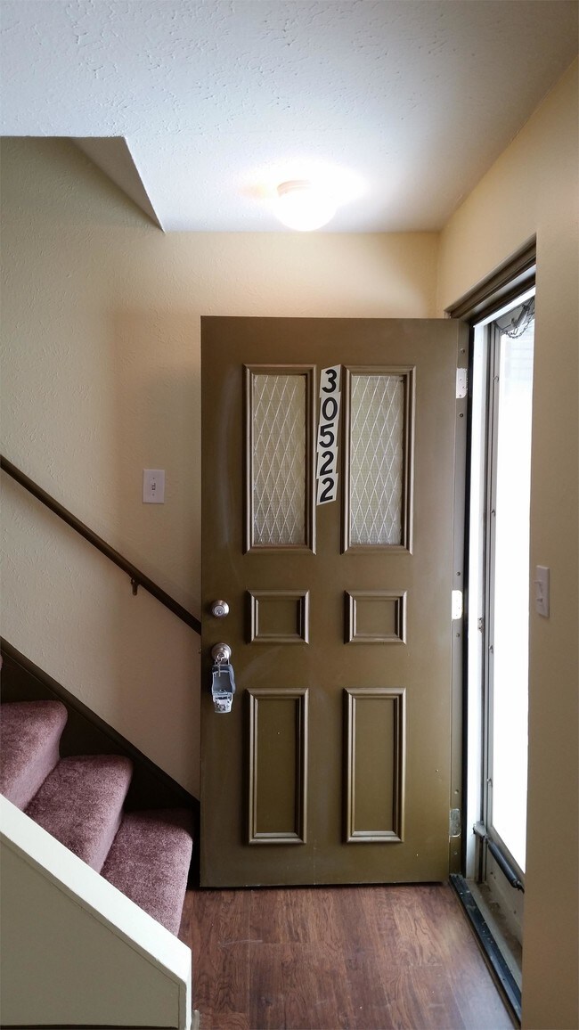 Foto del edificio - 30522 Severn Ln