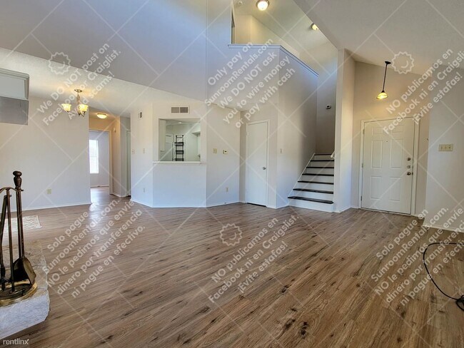 Foto del edificio - 2 br, 2 bath Duplex - 1758 Horseshoe Cir