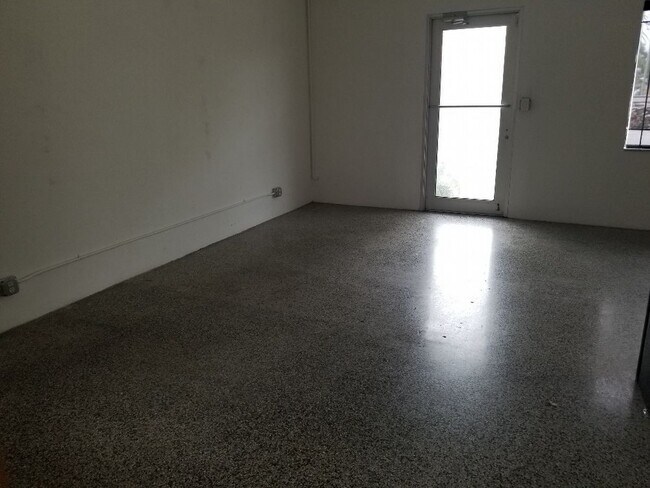 Building Photo - OFFICE SPACE- DANIA BEACH