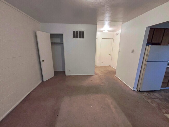 Foto del edificio - 634 N 8th W