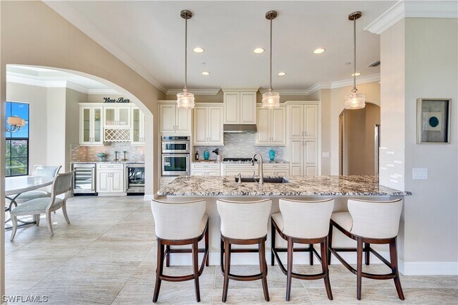 Building Photo - 16452 Carrara Way
