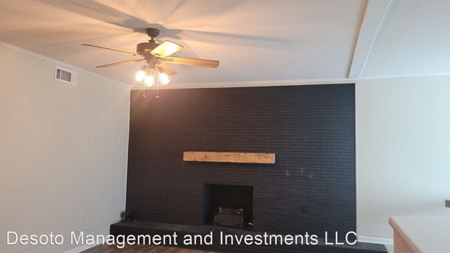 Building Photo - 2 br, 1 bath House - 6871 Wallace Lane B