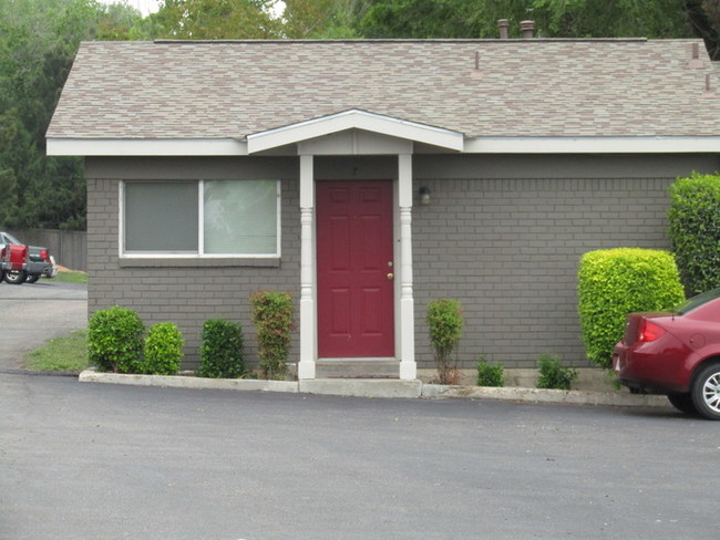 Foto del edificio - Stonecreek Apartments