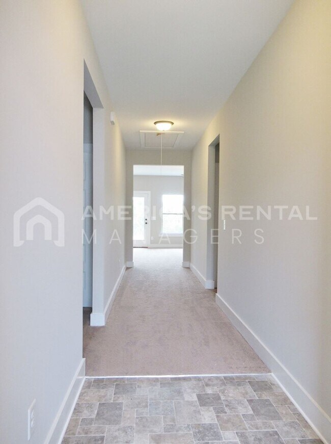 Foto del edificio - Home for Rent in Tuscaloosa...Available No...