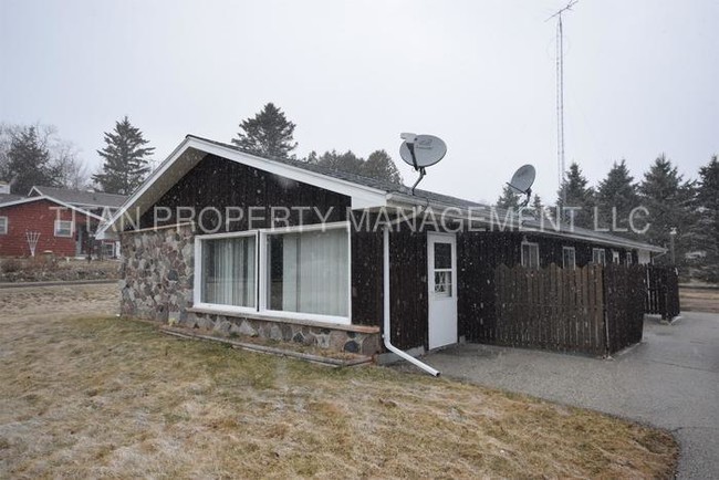 Building Photo - W479 County Rd F