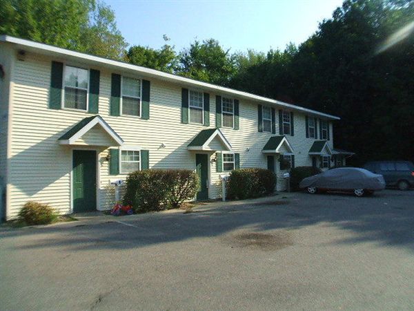 Building Photo - 532 Forrest St