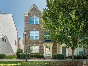 Building Photo - 9329 Lenox Pointe Dr