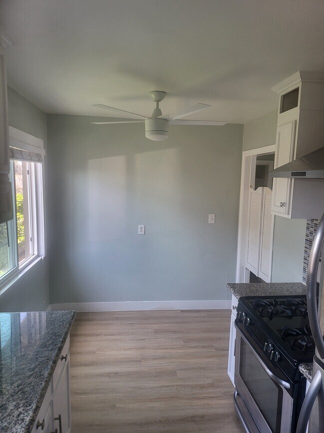 Foto del edificio - 3606 W 105th St