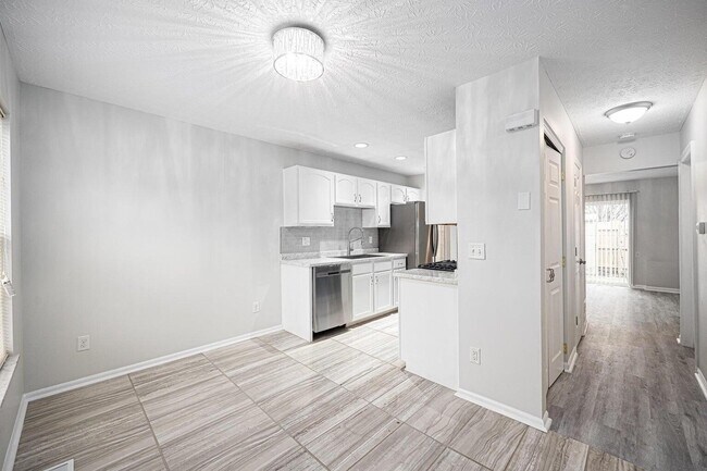 Foto del edificio - 97 Tarryton Ct W