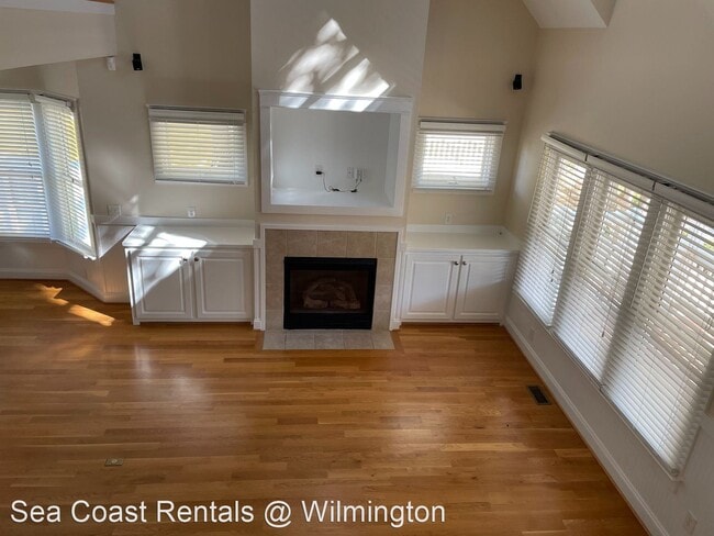 Building Photo - 5 br, 3 bath House - 253 Seawatch Way