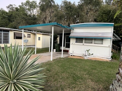 Foto del edificio - 504 Alexander Rd