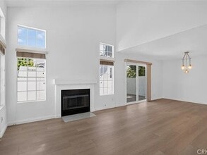 Building Photo - 331 Brooke Wood Dr