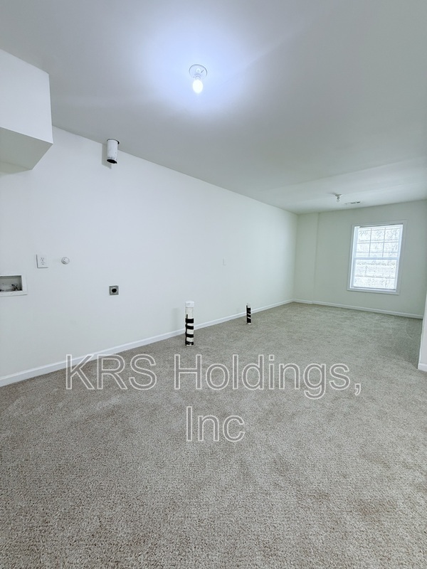Building Photo - 11918 Field Towne Ln