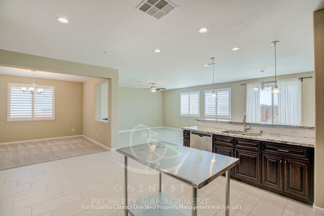 Building Photo - 1809 Knights Ferry Dr