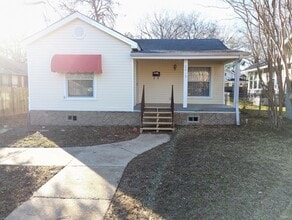 Building Photo - 2615 Hazel St