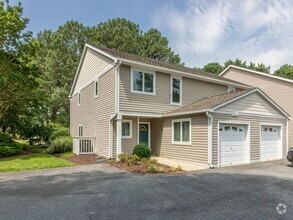Building Photo - 38425 Mainsail Dr