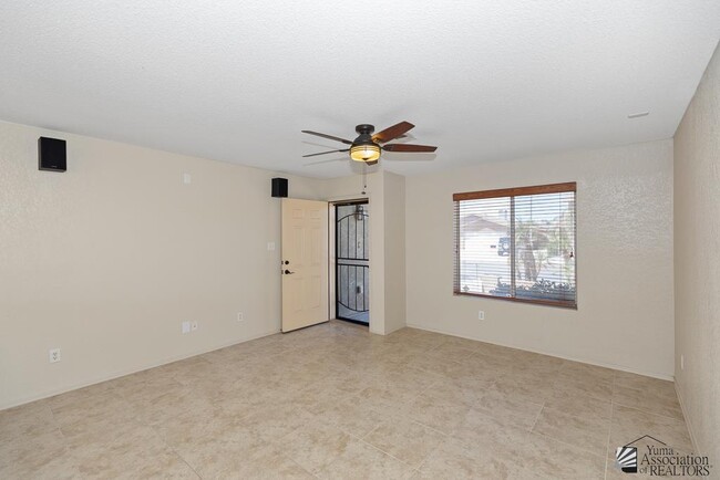 Building Photo - 4067 S Sunlight Way