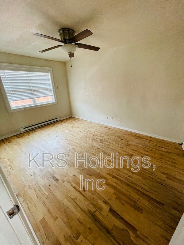 Foto del edificio - 946 W Ocean View Ave