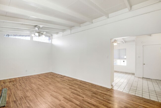 Photo - Great Property Located in Colton near scho... House