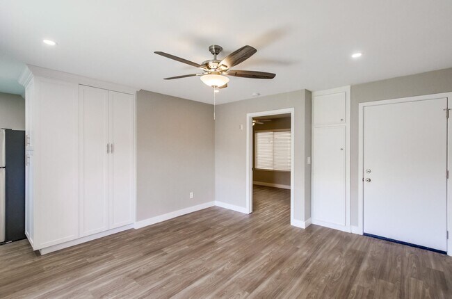 Interior Photo - The Irving