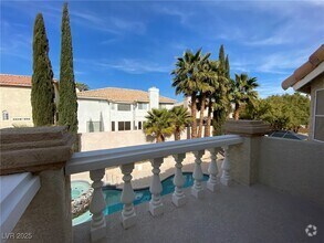 Building Photo - 9312 Angelfish Dr