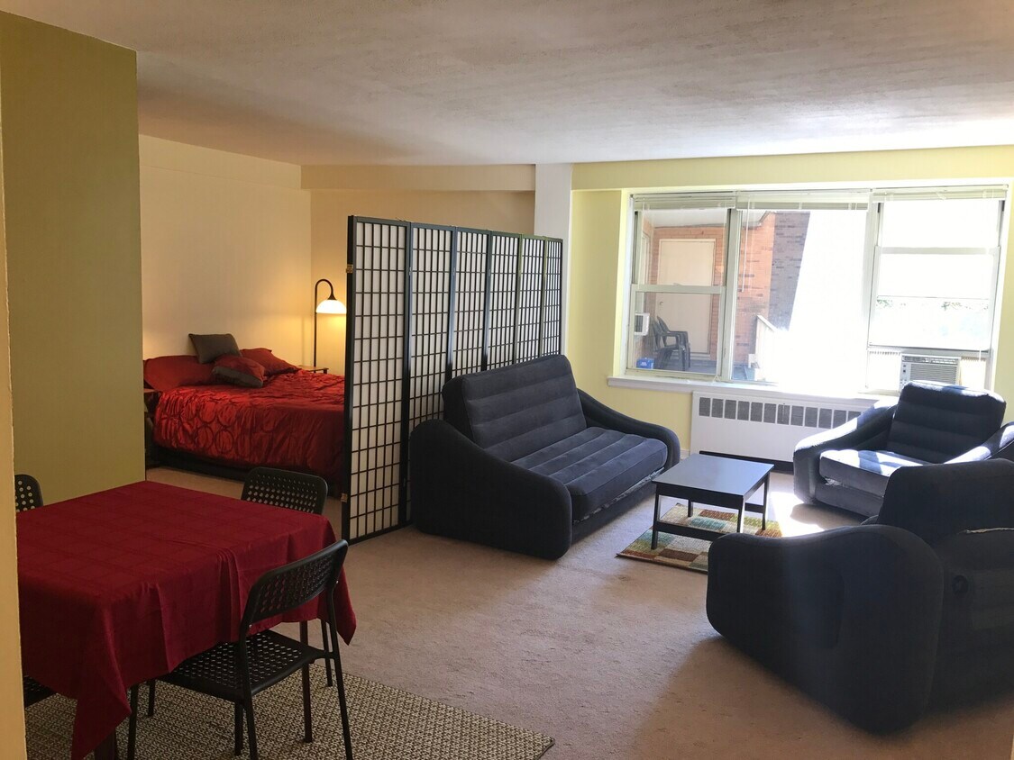 Foto principal - 145 Pinckney St