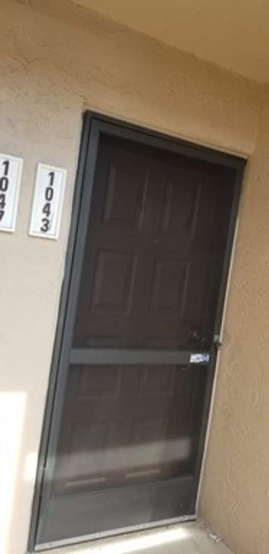 Building Photo - Large One bedroom Condo