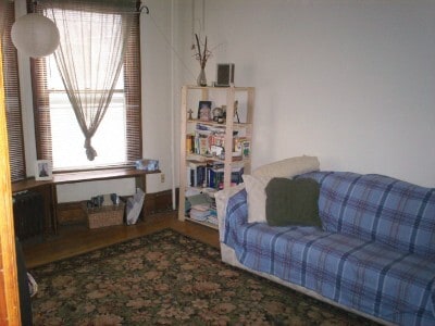 Living Room - 301 N Pinckney St