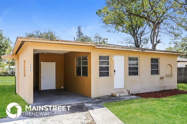 Building Photo - 1548 SW 28th Terrace
