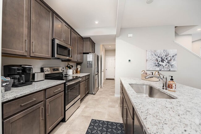 Building Photo - Newly Built Home in Lebanon - 4 Bedroom, 2.5 Bath