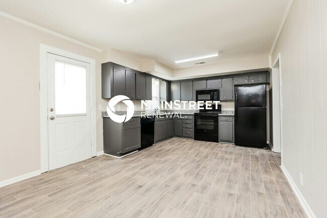 Foto del edificio - 4 Bedroom Pet-Friendly Home in OLD HICKORY...