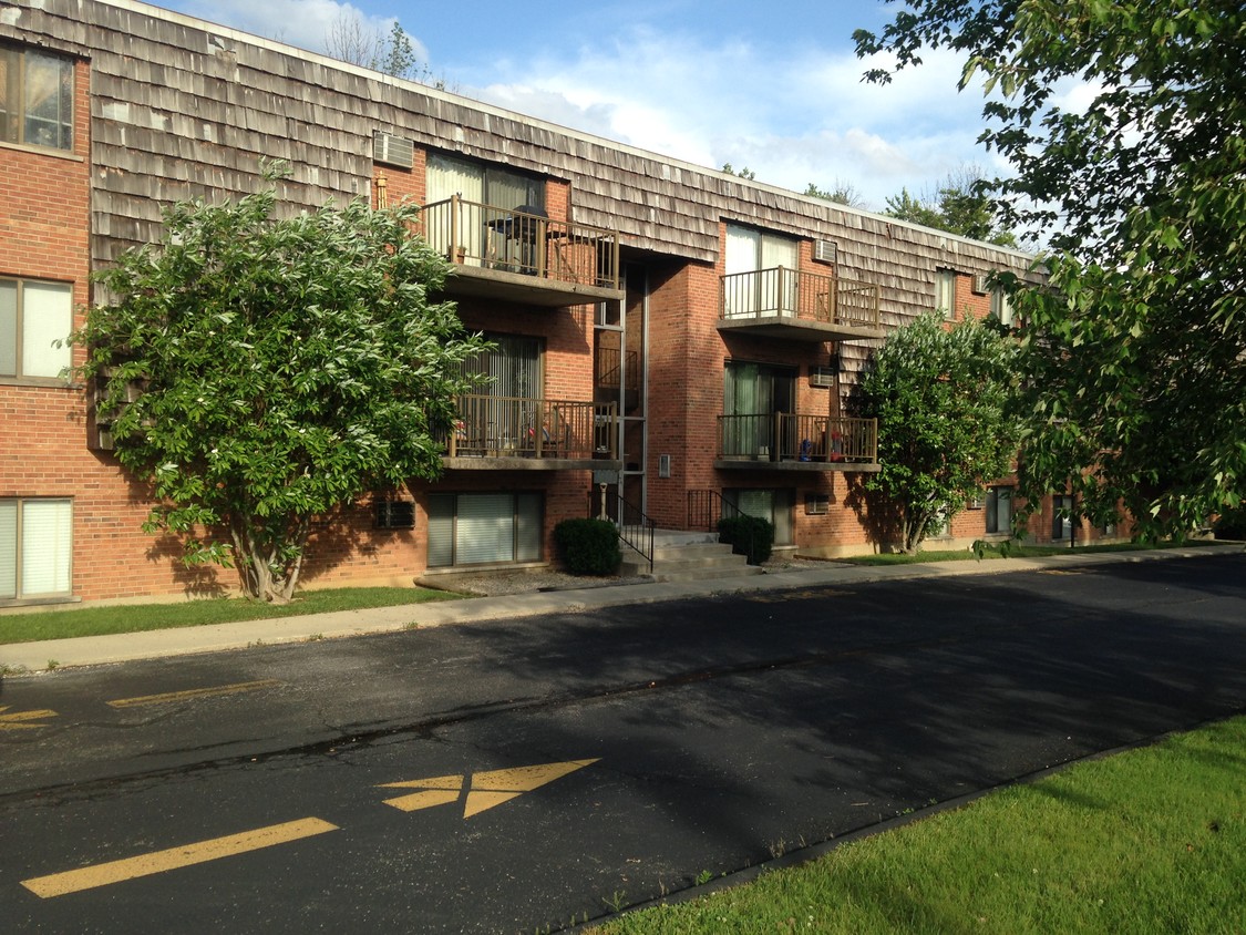 Primary Photo - Leslie Marie Apartments