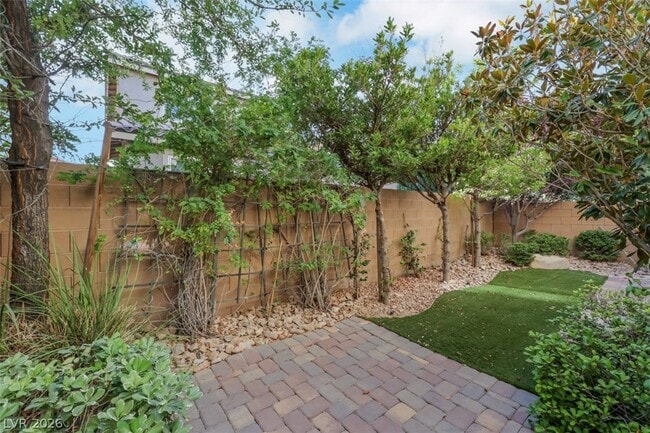 Building Photo - 11323 Coulter Canyon Dr