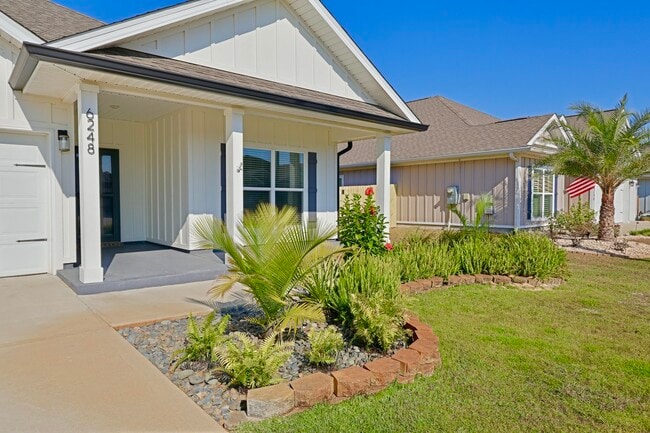 Foto del edificio - 6248 Jenks Dr