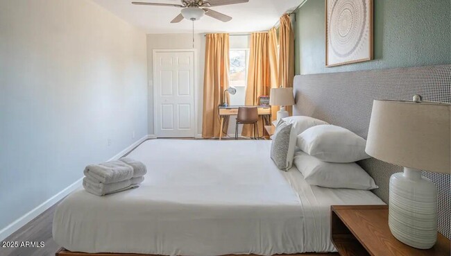 Foto del edificio - 913 W Highland Ave