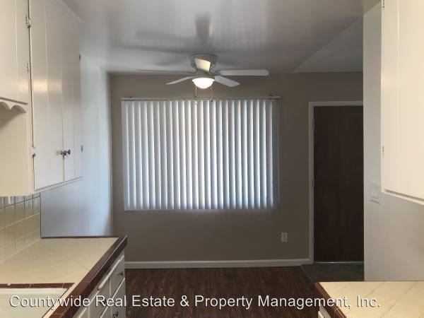 Building Photo - 3970 Idaho St