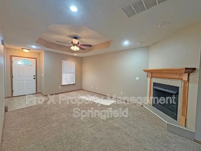 Building Photo - 717 E Watermill Cir